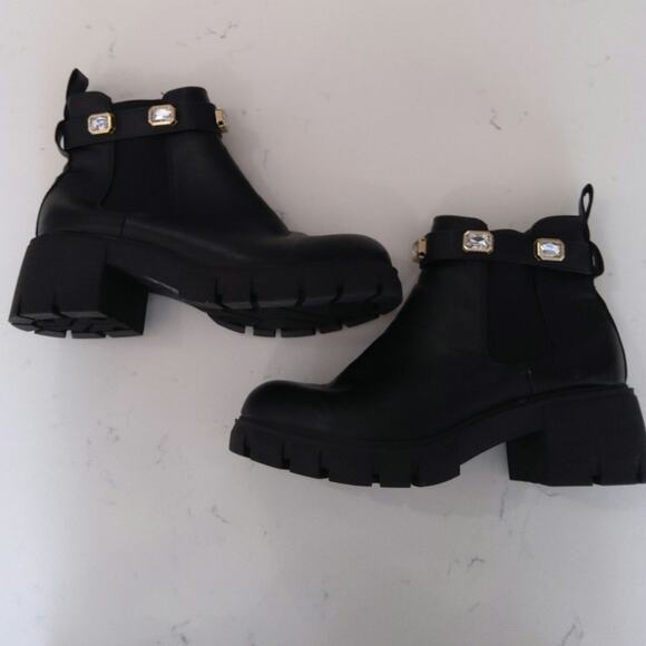 Steve Madden Black Chunk Lug Sole Chelsea boots Rhinestone Whimsigoth Vamp Rave - Picture 1 of 9